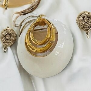 Vintage White Gold Enamel Circle Brooch Pin 2"x1.75" Painted Metal Costume